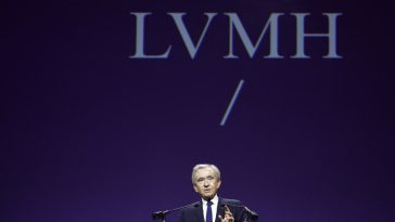 LVMH informa caída de ventas en el tercer trimestre y advierte sobre perspectivas "inciertas"