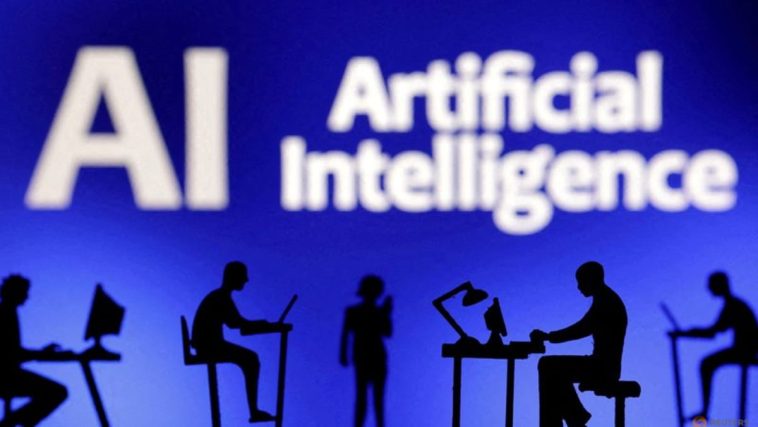 La ex jefa de tecnología de OpenAI, Mira Murati, recaudará capital para una nueva startup de IA, dicen las fuentes