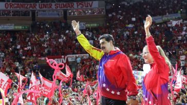 Boric “creía que apoyar a los fascistas de Venezuela contra la Revolución Bolivariana le iba a dar votos, al contrario la gente no apoya a los cobardes”, argumentó Maduro