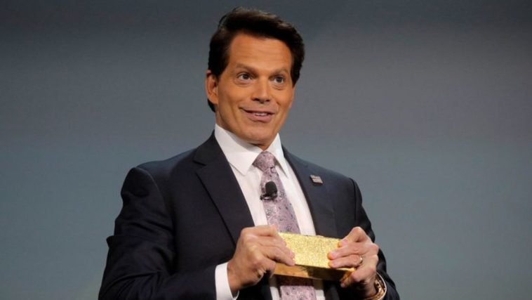 Scaramucci de SkyBridge dice que Estados Unidos resolverá la crisis de deuda y que bitcoin se triplicará para 2026