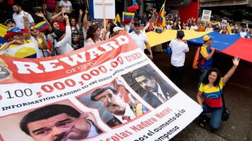 Manifestantes contra Nicolás Maduro