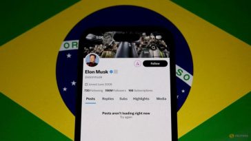 X de Musk buscará reanudar el servicio en Brasil una vez pagadas las multas, dicen fuentes