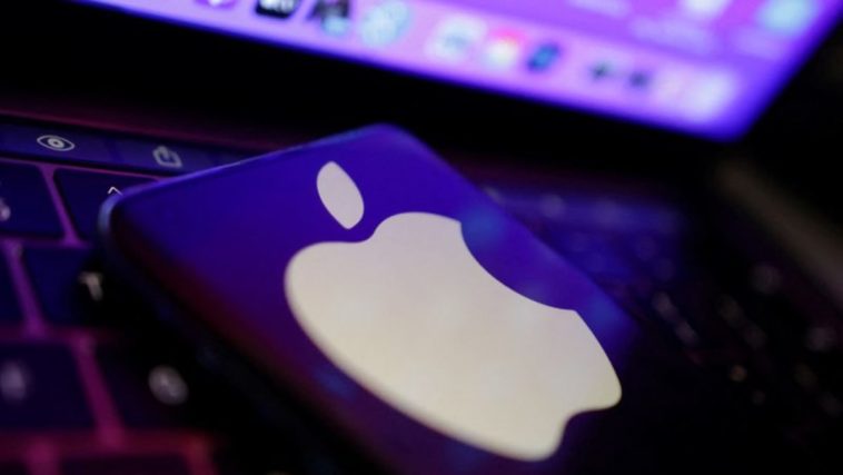 Apple elimina la aplicación de noticias RFE/RL financiada por Estados Unidos de la App Store rusa, según un medio de comunicación