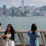 El PIB de Hong Kong en el tercer trimestre se expande un 1,8% interanual y la previsión de crecimiento para 2024 se revisa al 2,5%