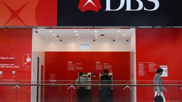 El banco de Singapur DBS registra ganancias trimestrales récord y prevé una caída en 2025 debido a los cambios impositivos