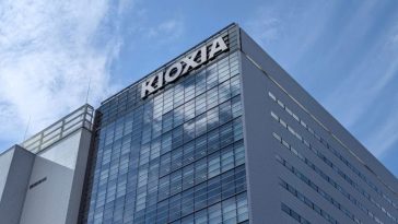 El fabricante japonés de chips Kioxia solicita una oferta pública inicial; Las fuentes dicen que está apuntando a diciembre.