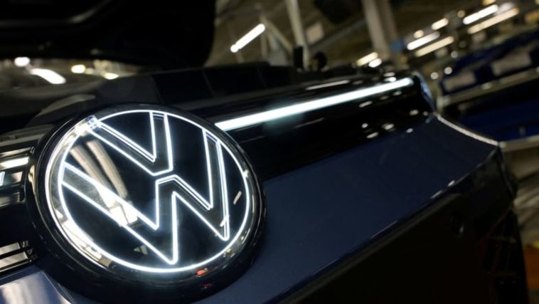 El jefe de inversiones de Volkswagen dejará el consejo de administración de Northvolt, informa DI