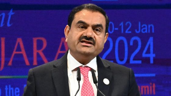 El multimillonario Gautam Adani acusado de fraude y soborno en Nueva York