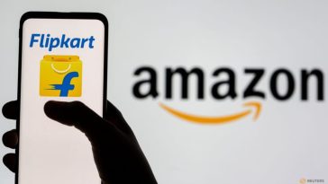 India allana oficinas de vendedores que utilizan plataformas Amazon y Flipkart, dicen fuentes