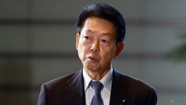 Japón no aumentará los impuestos para financiar una ayuda de 65.000 millones de dólares en chips: ministro de Industria