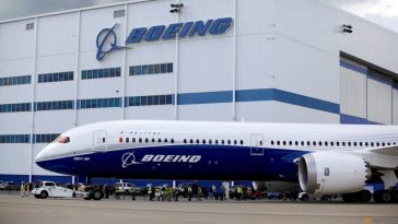 Las acciones de Boeing suben mientras el fabricante de aviones hace una nueva oferta salarial para poner fin a la huelga