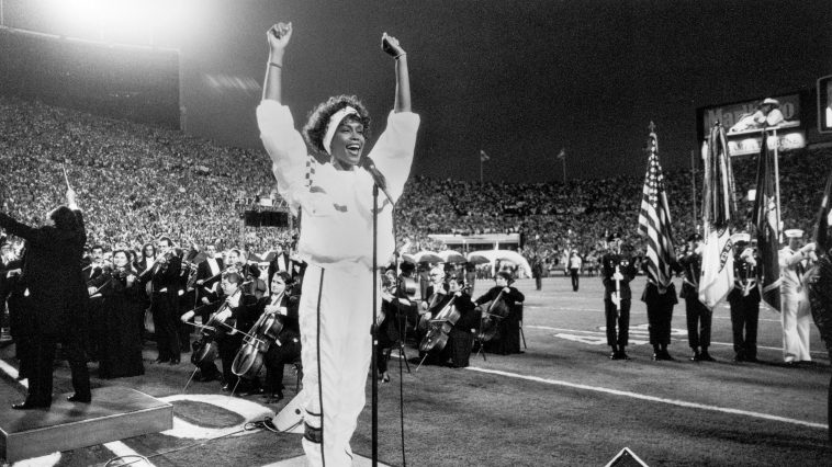 The Star-Spangled Banner: la política y el deporte ofrecen el 'himno máximo' en EE. UU.