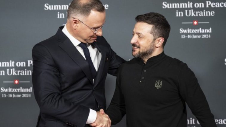 Zelenskyy critica a Polonia por fracasar en materia de ayuda militar y defensa