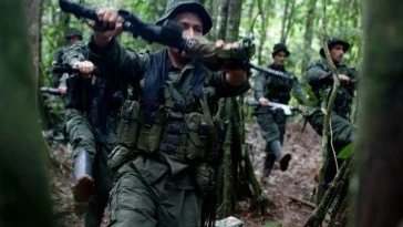 Comandante desmovilizado de las FARC 'Timochenko' llama a la comunidad internacional a “examinar” el sistema de justicia transicional de Colombia - Latin America Reports