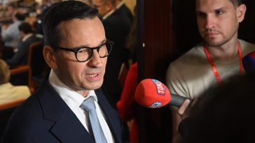 ECR es un "intermediario activo y honesto" en el PE, según su futuro presidente Morawiecki - Euractiv