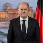 El canciller alemán Scholz pierde el voto de confianza - Euractiv