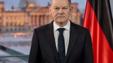 El canciller alemán Scholz pierde el voto de confianza - Euractiv