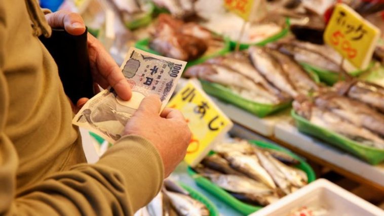 El gasto de los hogares en Japón en octubre cae un 1,3% interanual, mejor de lo esperado