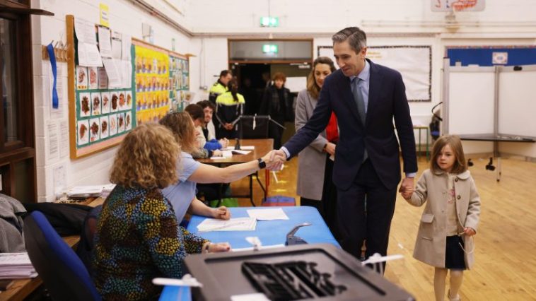 Elecciones irlandesas: Fianna Fáil y Fine Gael retendrán el poder