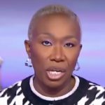 Joy Reid no está contenta de que Trump bromeara sobre Canadá.