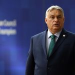 La guerra entre Ucrania y Rusia se plantea en la llamada entre Putin y Orbán - Euractiv