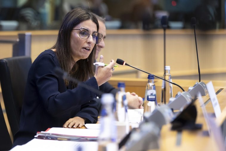 La portuguesa Teresa Anjinho, elegida supervisora ​​de la ética de la UE - Euractiv