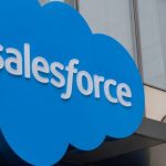 Los ingresos de Salesforce en el tercer trimestre superan la fuerte demanda de la nube