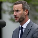 Trump elige a Adam Boehler como enviado presidencial para asuntos de rehenes