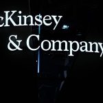 Unidad de McKinsey resuelve acusaciones de soborno a funcionarios sudafricanos