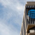 AT&T's Bundled 5G, los planes de fibra aumentan las suscripciones de las vacaciones.