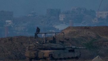 Dos israelíes y cinco extranjeros de rehenes fueron entregados al Ickk en el sur de Gaza.