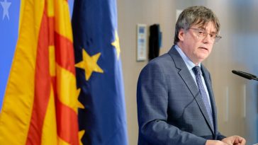 El expresidente catalán amenaza con derribar el gobierno de Sánchez - Euractiv