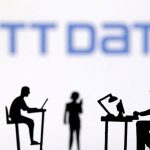 El jefe de NTT DATA pide estándares globales sobre regulación de la IA en Davos