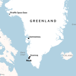 Mapa que muestra la ubicación de Qoornoq en Groenlandia, así como la capital Nuuk, Uummannaq y la base espacial Pituffik.