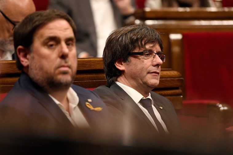 Los líderes separatistas catalanes se unen para aumentar la presión sobre Sánchez - Euractiv