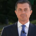 Pete Buttigieg destruye a Trump después de culpar a los demócratas por el accidente aéreo de DC