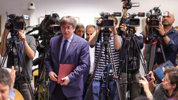 Puigdemont sube la apuesta y lanza una nueva advertencia a Sánchez - Euractiv