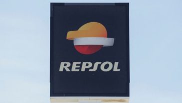 Repsol de España para invertir hasta 4 mil millones de euros en centros de datos, dice Expansion