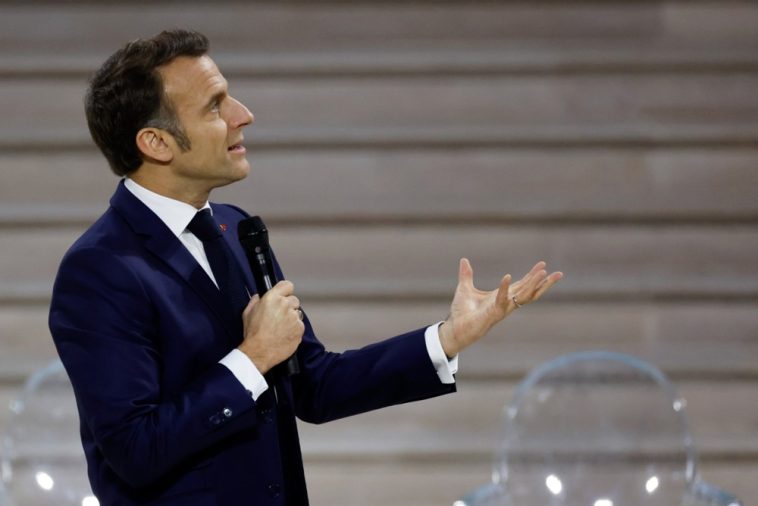 El informe - Macron's Gotta (Let) Go - Euractiv