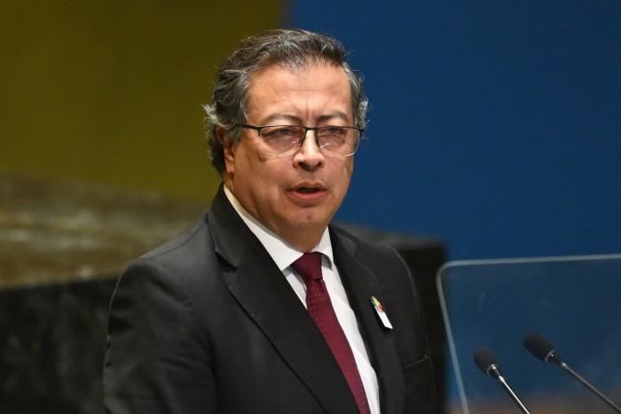 Gustavo petro