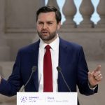 JD Vance pone a Europa, China en aviso en AI Summit