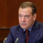 Medvedev reaccionó a las palabras de una máscara sobre la corrupción en Ucrania