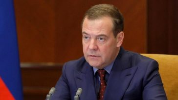 Medvedev reaccionó a las palabras de una máscara sobre la corrupción en Ucrania