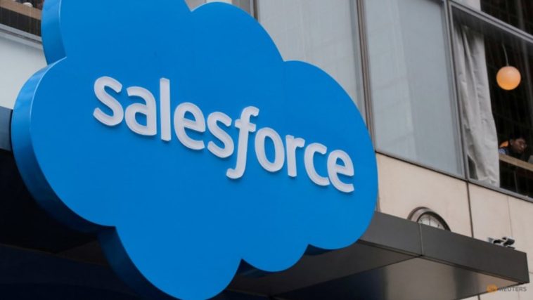 Salesforce para reducir 1,000 roles, informa Bloomberg News