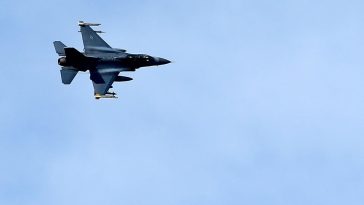 Ucrania recibió combatientes F-16 de los Países Bajos