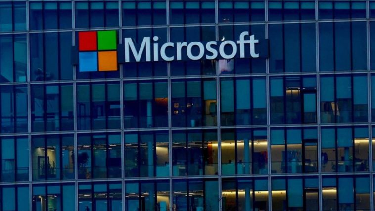 DUBAI's DU anuncia 2 mil millones de dirhams HyperScale Center Defection con Microsoft