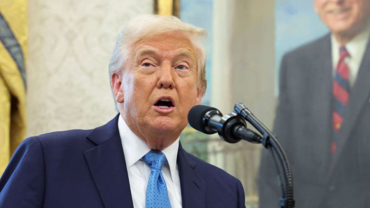 El presidente de Fed, Powell, no será despedido, pero debería reducir las tasas de interés